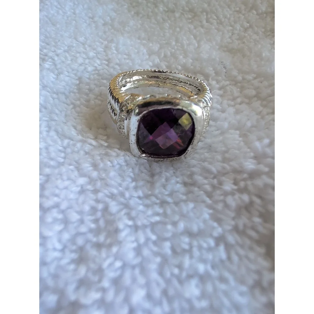 amethyst ring sterling silver size 10.5 detailed band‎